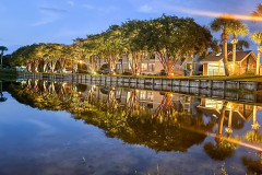 Magnolia-Bay-Lake-Reflection