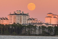 Moon-over-the-Grand