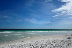 crystal-clear-beach-day-Arielle-Estes